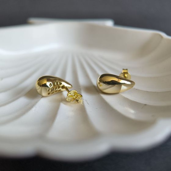 Серебряные серьги без камней Серебряные серьги без камней