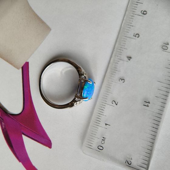 Серебряное кольцо с опалом 1.668ct