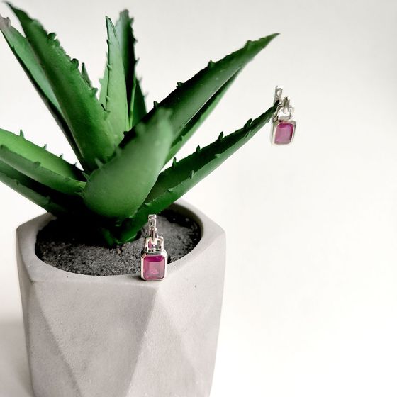 Серебряные серьги с рубином 4.315ct