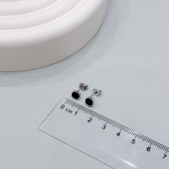 Серебряные серьги с ониксом