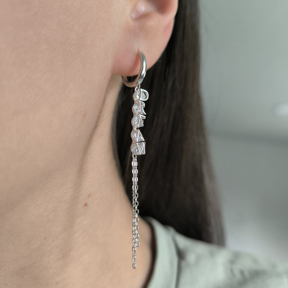 Серебряные серьги с фианитами