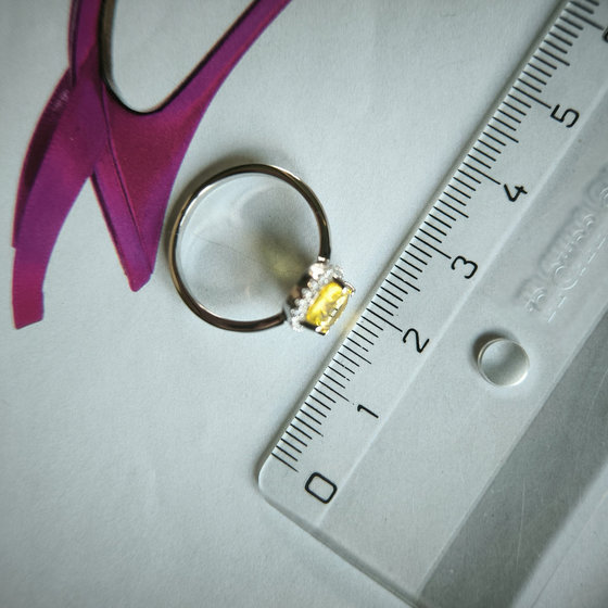 Серебряное кольцо с цитрином nano 1.344ct, фианитами
