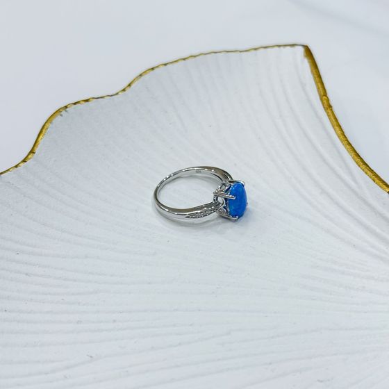 Серебряное кольцо с опалом 0.975ct, фианитами