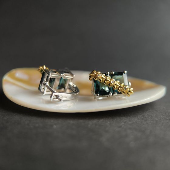 Серебряные серьги с топазом Лондон Блю 2.305ct