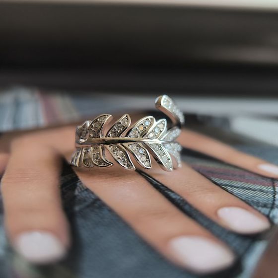 Серебряное кольцо с фианитами