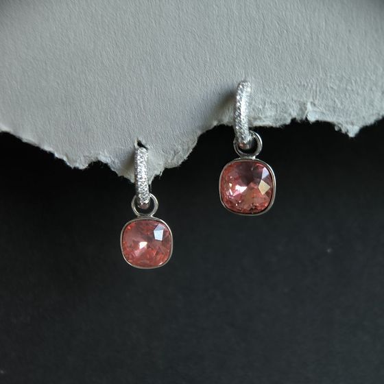 Серебряные серьги с фианитами