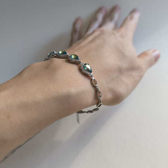 Серебряный браслет с мистик топазом 4.008ct