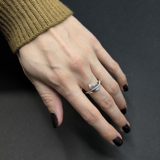 Серебряное кольцо с фианитами