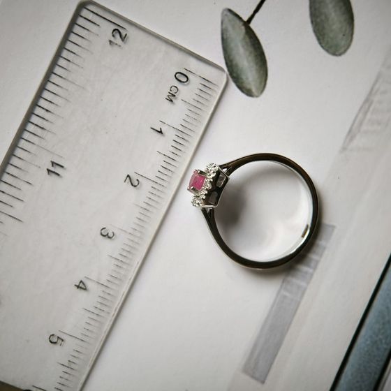 Серебряное кольцо с рубином 0.533ct