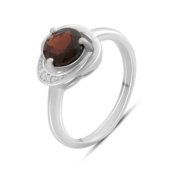 Серебряное кольцо с гранатом