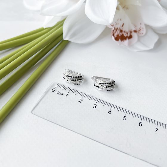 Серебряные серьги с фианитами