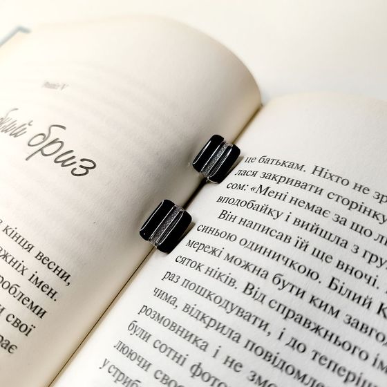 Серебряные серьги с ониксом