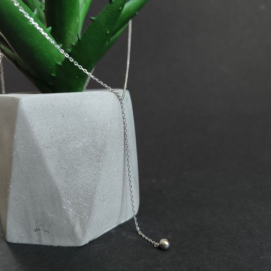 Серебряное колье без камней