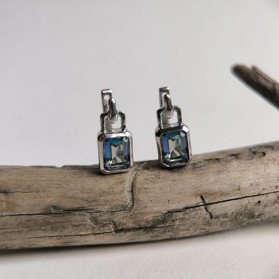 Серебряные серьги с мистик топазом 2.135ct