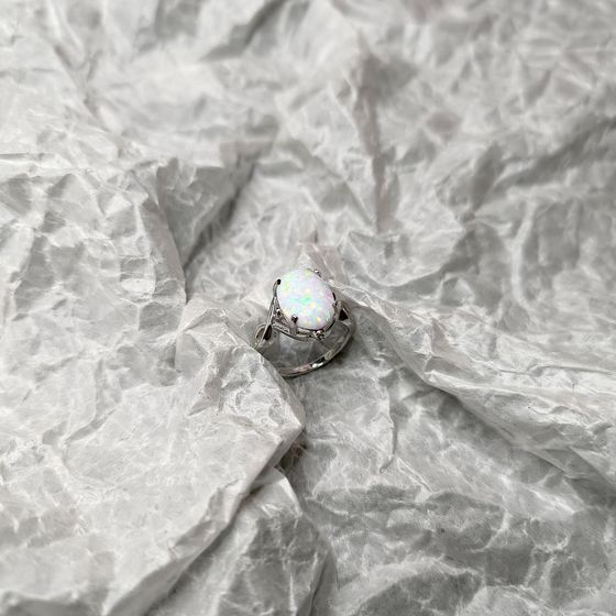 Серебряное кольцо с опалом 2.24ct, фианитами