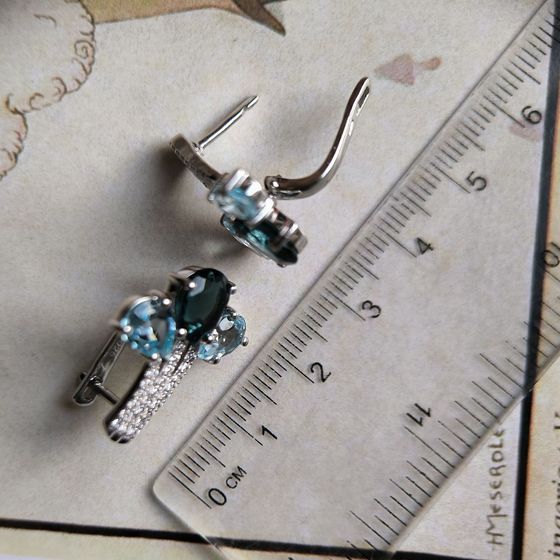Серебряные серьги с топазом Лондон Блю 7.85ct, топазом