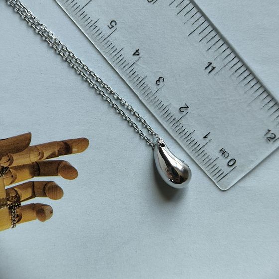 Серебряное колье без камней