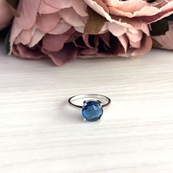 Серебряное кольцо с топазом Лондон Блю 2.3ct