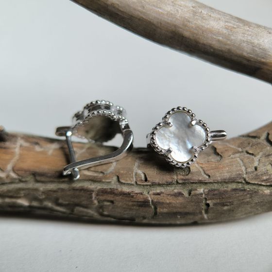 Серебряные серьги с перламутром