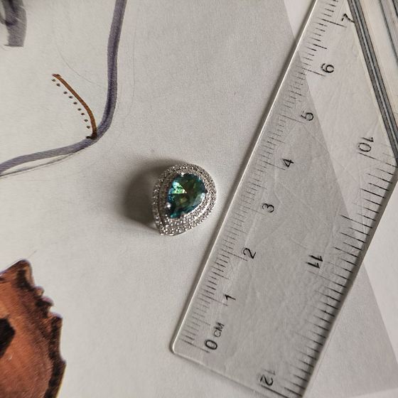 Серебряная подвеска с мистик топазом 1.901ct, фианитами