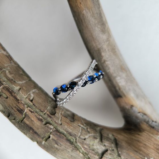 Серебряное кольцо с сапфиром nano 0.83ct