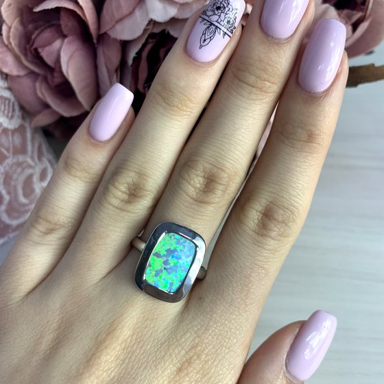 Серебряное кольцо с опалом 2.542ct
