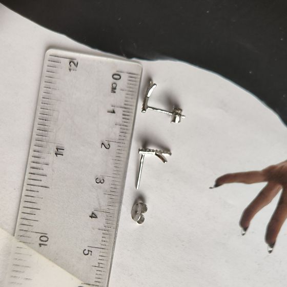 Серебряные серьги с фианитами