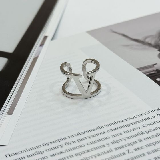 Серебряное кольцо без камней