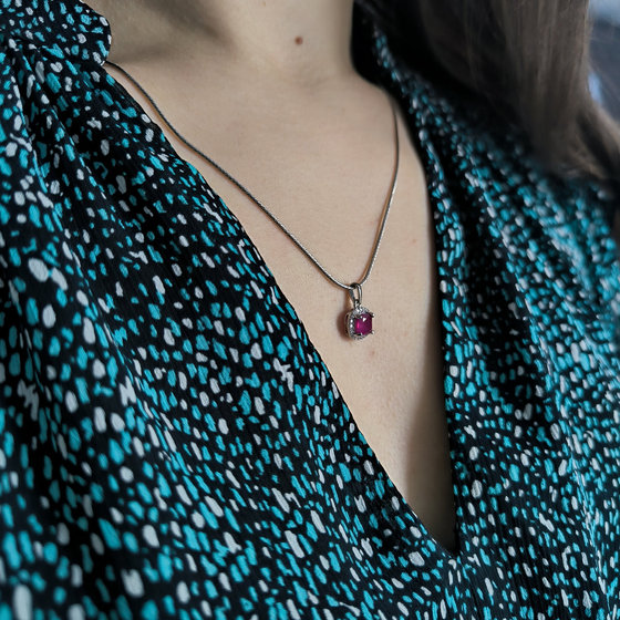 Серебряная подвеска с рубином 1.47ct, фианитами