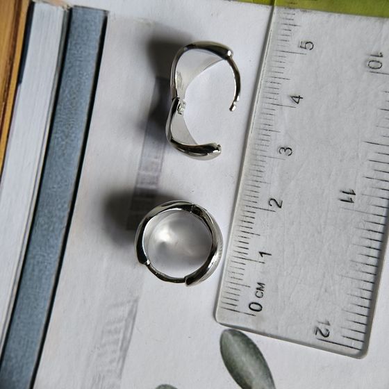 Серебряные серьги без камней Серебряные серьги без камней