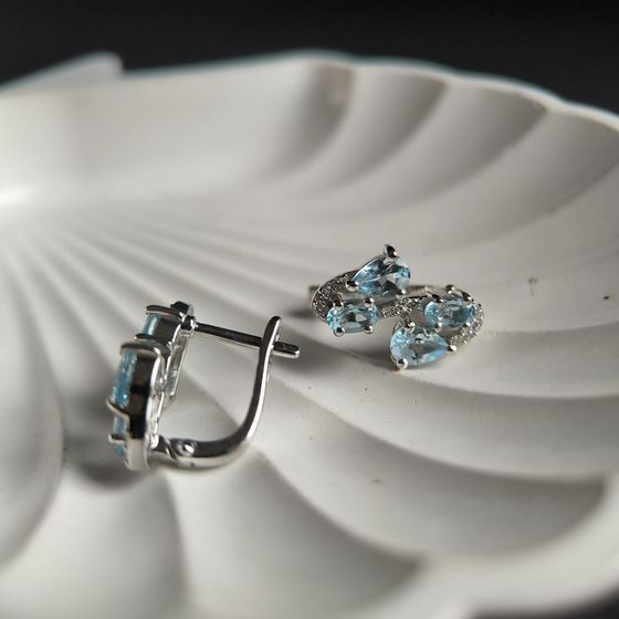 Серебряные серьги с топазом 4.005ct