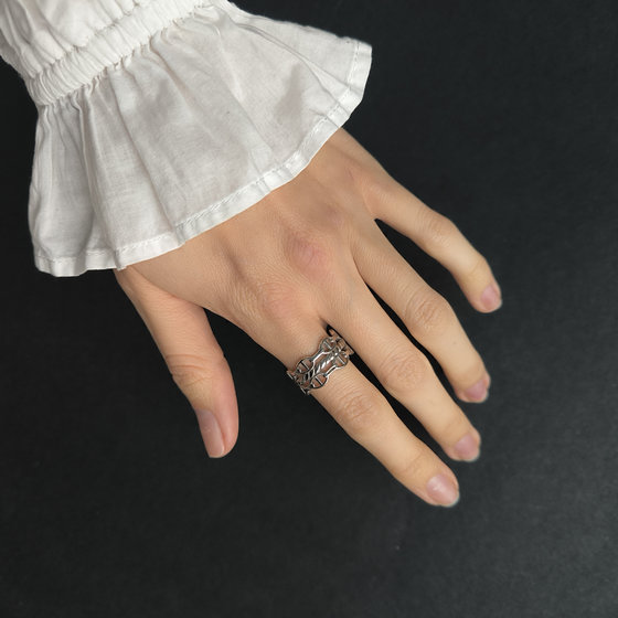 Серебряное кольцо без камней