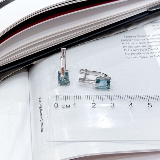 Серебряные серьги с топазом Лондон Блю 2.635ct