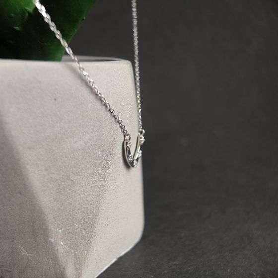 Серебряное колье с фианитами