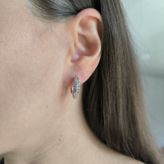 Серебряные серьги с фианитами