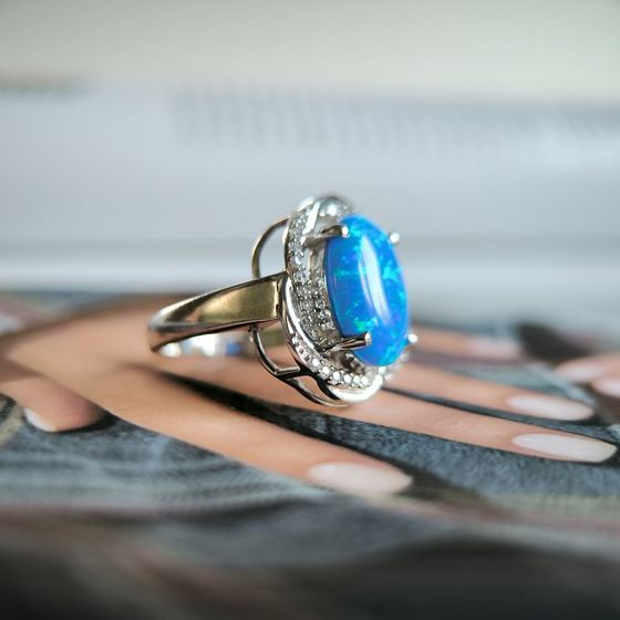 Серебряное кольцо с опалом 2.813ct