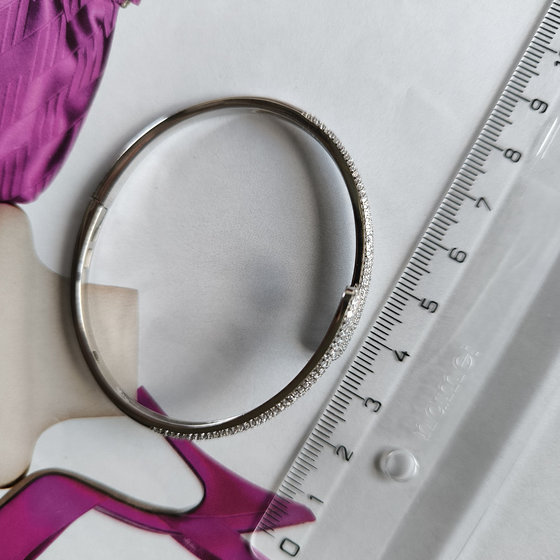 Серебряный браслет с фианитами