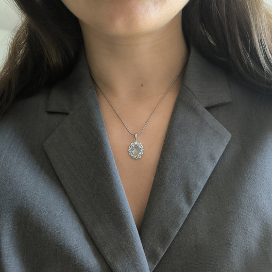 Серебряная подвеска с топазом 4.447ct