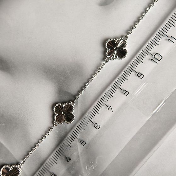 Серебряный браслет без камней