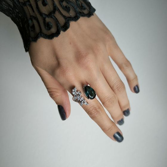 Серебряное кольцо с топазом Лондон Блю 4.703ct, топазом