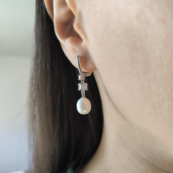Серебряные серьги с жемчугом 8ct