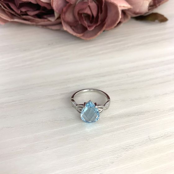 Серебряное кольцо с топазом 4.19ct