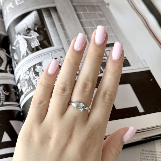 Серебряное кольцо с топазом 1.85ct