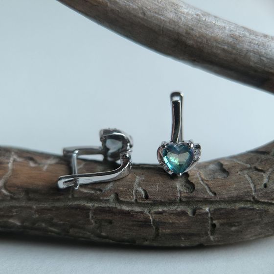 Серебряные серьги с мистик топазом 3.951ct