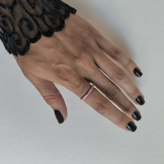 Серебряное кольцо с емаллю, фианитами