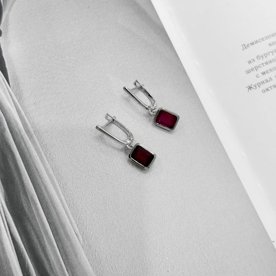 Серебряные серьги с рубином 5.15ct