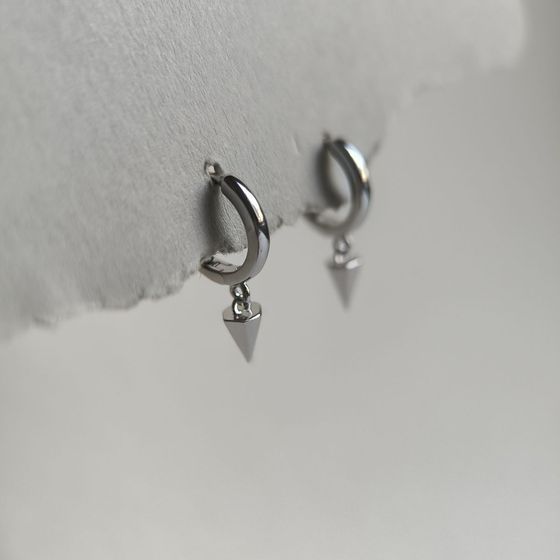 Серебряные серьги без камней