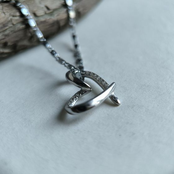 Серебряная подвеска с фианитами