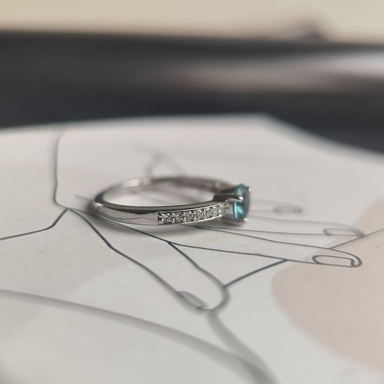 Серебряное кольцо с топазом Лондон Блю 0.536ct