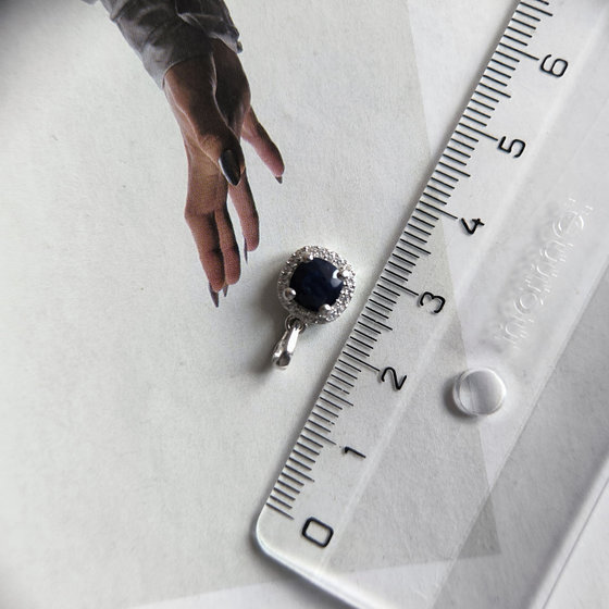 Серебряная подвеска с сапфиром 1.389ct, фианитами